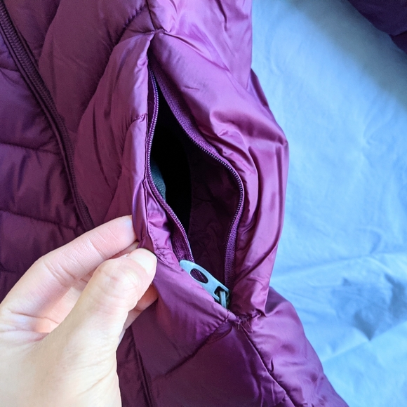 Like New Spyder girls down jacket size L 12-14 - Picture 4 of 11